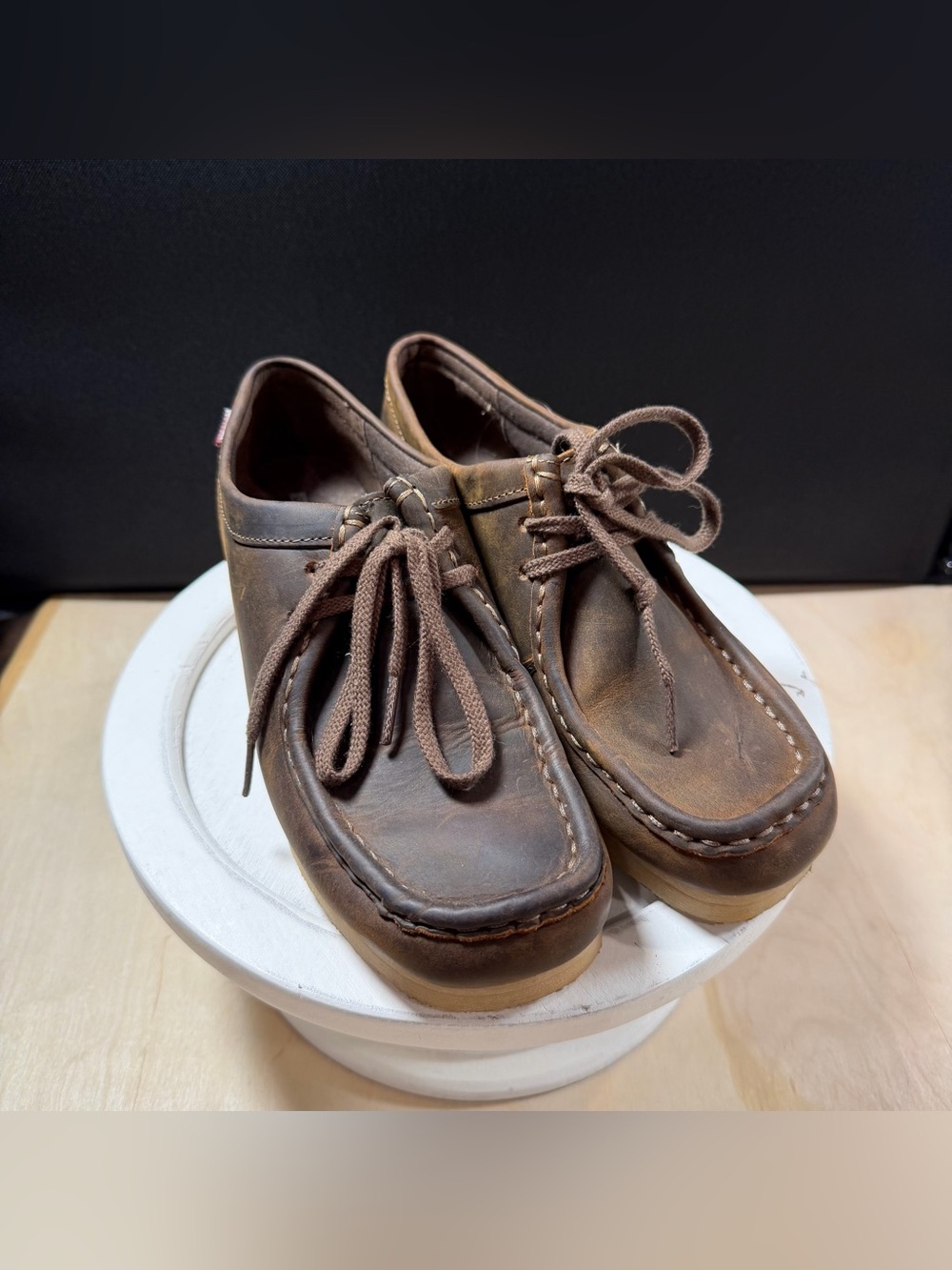 Women’s Clarks Wallabees Brown Shoes Size 6.5
